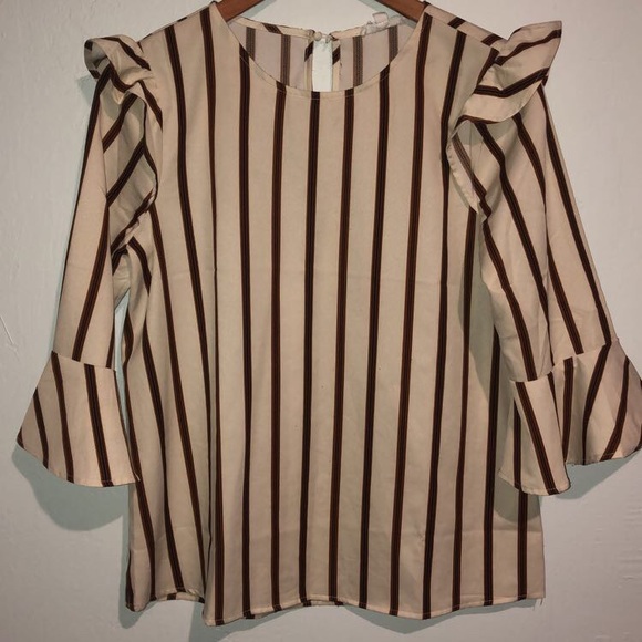 Super cute striped shirt - Picture 1 of 1